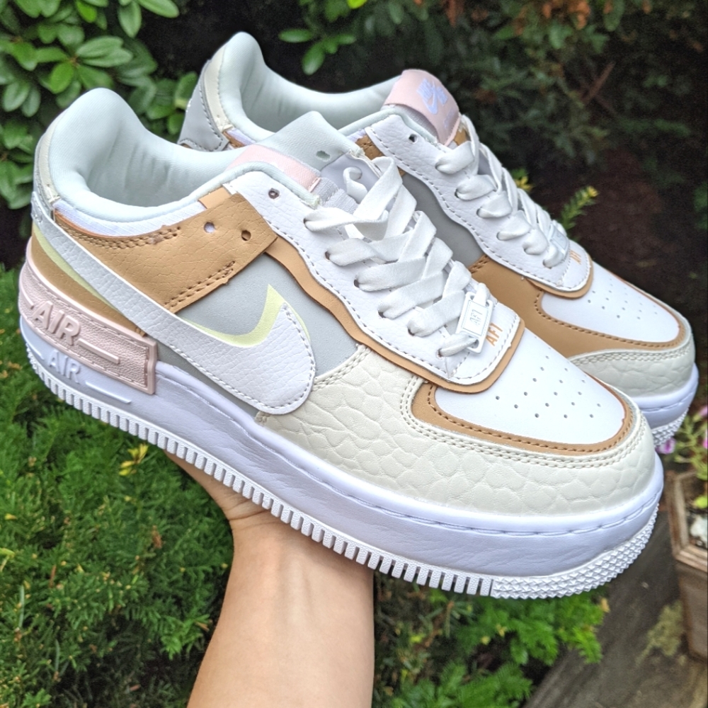 Women's Air Force 1's